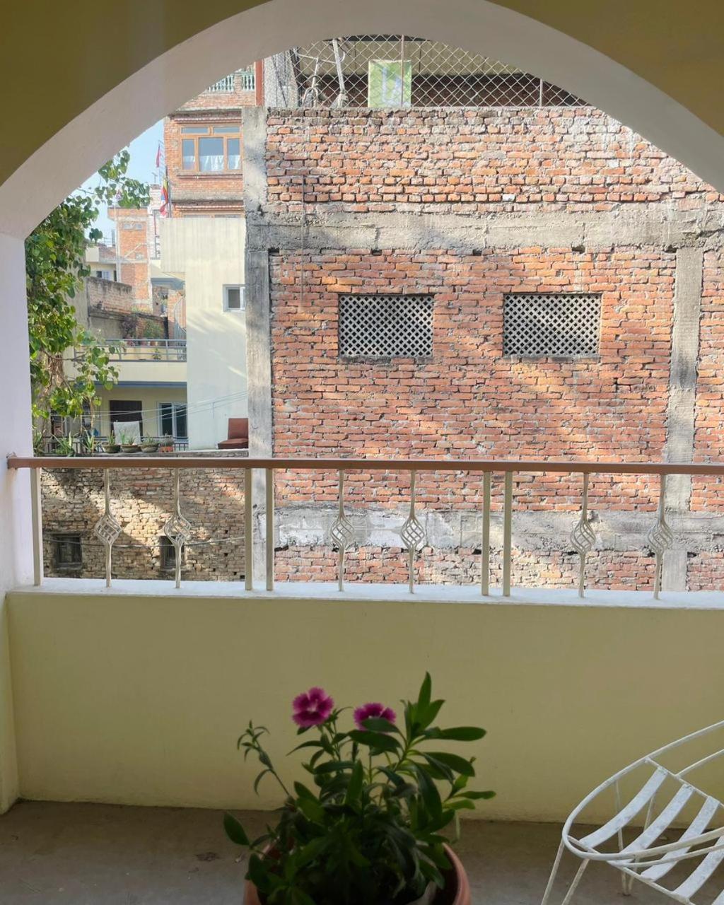 Rooftop Studio And 2Bhk Apartments In Kathmandu'S Most Happening Place Rum bild